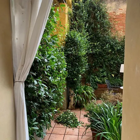 Casa Al Teatro Apartment *