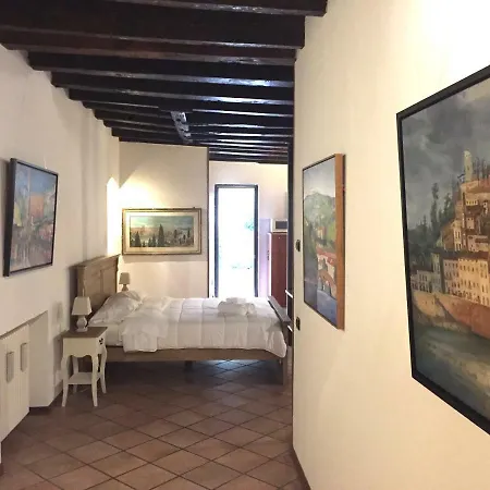 公寓 Casa Al Teatro 维罗纳